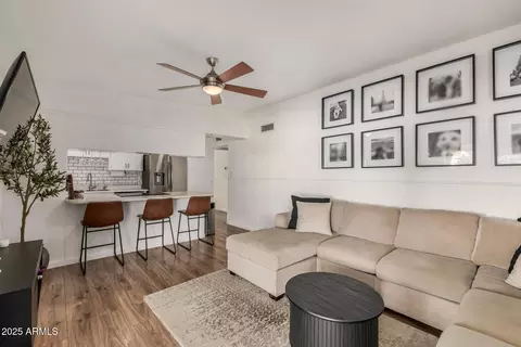 Living - 1964 E Wesleyan Dr, Tempe, AZ 85282 photo 3 of 3