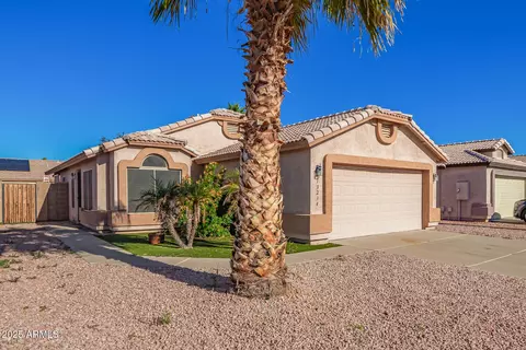 13234 W Saguaro Ln, Surprise, AZ 85374