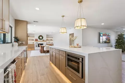 2437 E North Ln, Phoenix, AZ 85028 photo 7