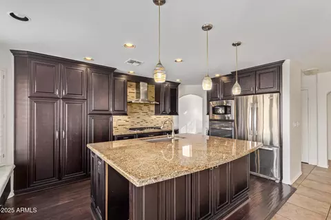 Kitchen - 2214 E Wahalla Ln, Phoenix, AZ 85024 photo 3 of 3