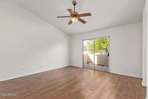 Living - 2214 E Wahalla Ln, Phoenix, AZ 85024 photo 4 of 4