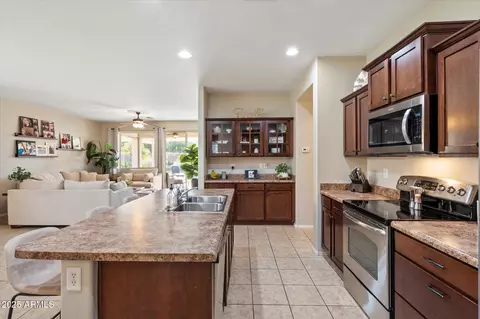 Kitchen - 1997 E Flintlock Dr, Gilbert, AZ 85298 photo 2 of 3