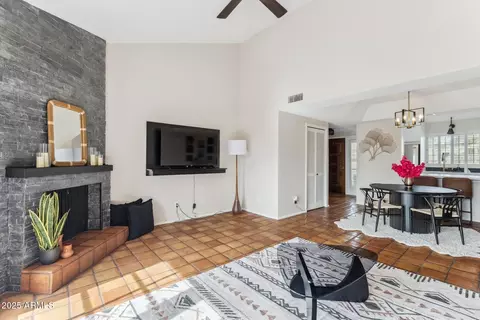 Living - 3059 E Rose Ln, Phoenix, AZ 85016 photo 3 of 4