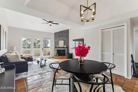 Dining - 3059 E Rose Ln, Phoenix, AZ 85016 photo 2 of 3