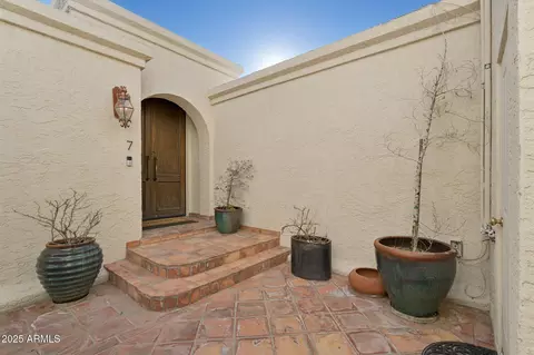 Exterior - 3800 E Lincoln Dr #7, Phoenix, AZ 85018 photo 2 of 7