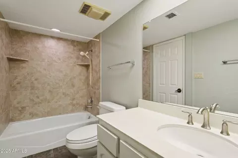 Bath - 3800 E Lincoln Dr #7, Phoenix, AZ 85018 photo 4 of 4