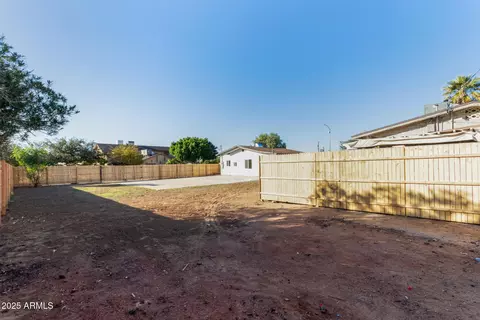 Exterior - 1321 W Mountain View Rd, Phoenix, AZ 85021 photo 4 of 4