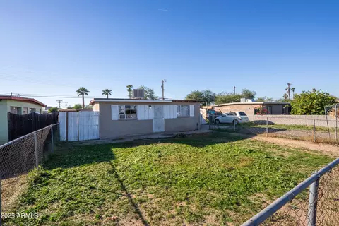 4007 W Holly St, Phoenix, AZ 85009