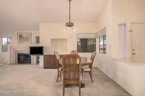 Dining - 1066 E Chilton Dr, Tempe, AZ 85283 photo 2 of 3