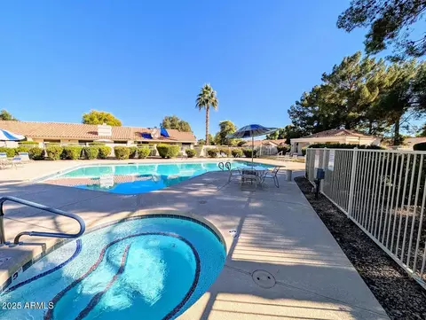 Exterior - 1066 E Chilton Dr, Tempe, AZ 85283 photo 8 of 11