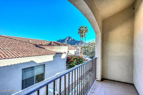 1750 E Ocotillo Rd E #18, Phoenix, AZ 85016 photo 12