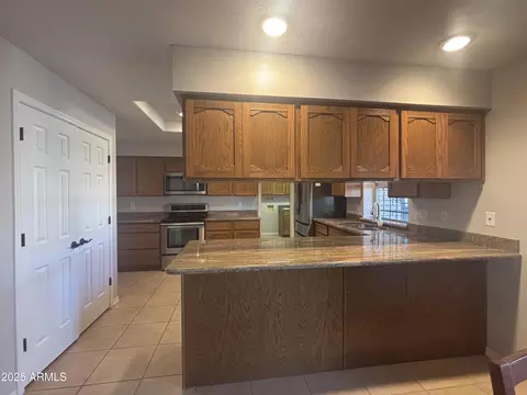 Kitchen - 4564 Edgewood Ave, Mesa, AZ 85206 photo 1 of 5