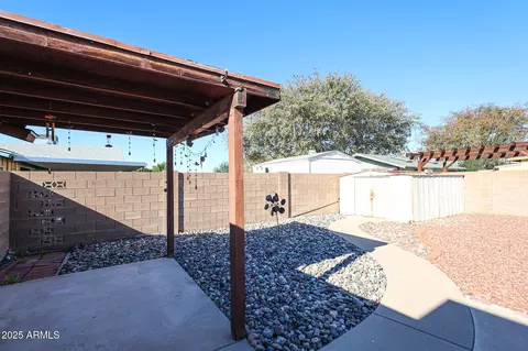 Exterior - 2012 W Aster Dr, Phoenix, AZ 85029 photo 9 of 10