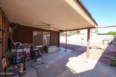 Exterior - 2012 W Aster Dr, Phoenix, AZ 85029 photo 3 of 10