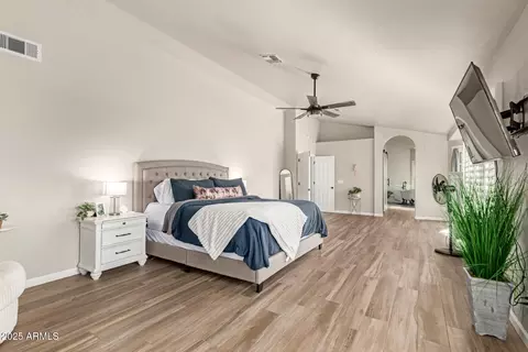 Bedroom - 408 E South Fork Dr, Phoenix, AZ 85048 photo 1 of 5