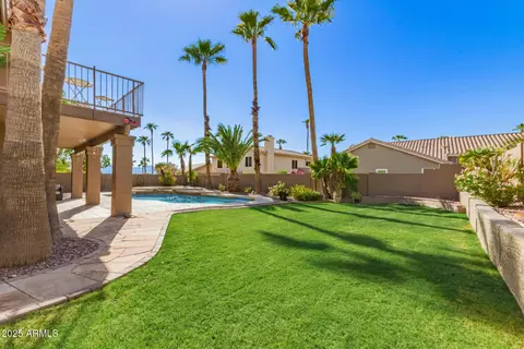 Exterior - 408 E South Fork Dr, Phoenix, AZ 85048 photo 9 of 12