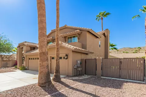 Exterior - 408 E South Fork Dr, Phoenix, AZ 85048 photo 3 of 12