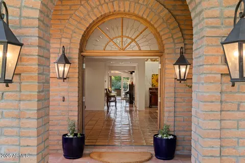 Entry Way - 5401 E Mariposa St, Phoenix, AZ 85018 photo 1 of 1