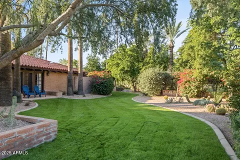 Exterior - 5401 E Mariposa St, Phoenix, AZ 85018 photo 2 of 15