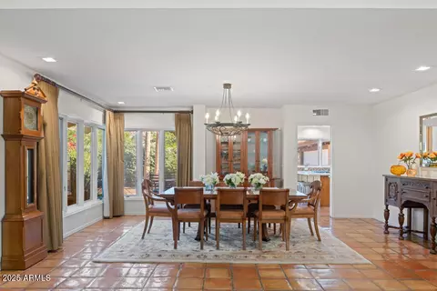 Dining - 5401 E Mariposa St, Phoenix, AZ 85018 photo 1 of 2