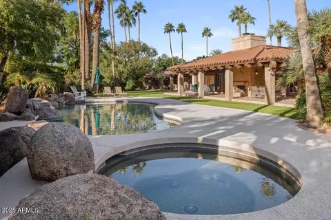 Exterior - 5401 E Mariposa St, Phoenix, AZ 85018 photo 6 of 15