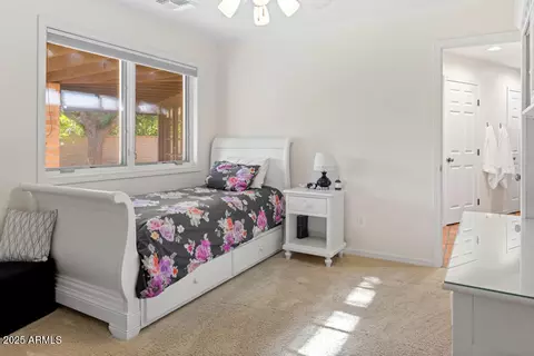 Bedroom - 5401 E Mariposa St, Phoenix, AZ 85018 photo 4 of 6