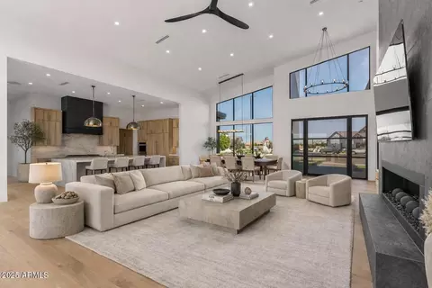 Living - 6260 S Key Biscayne Ct, Gilbert, AZ 85298 photo 1 of 5