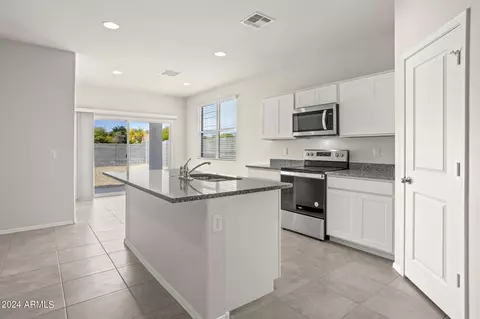 1313 W Hess Ave, Coolidge, AZ 85128