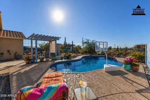 Exterior - 614 N Tomahawk Rd, Apache Junction, AZ 85119 photo 1 of 8