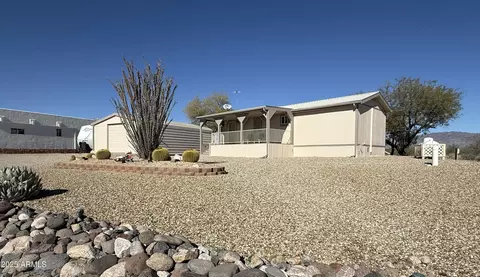 21190 W Obsidian Dr #203, Congress, AZ 85332