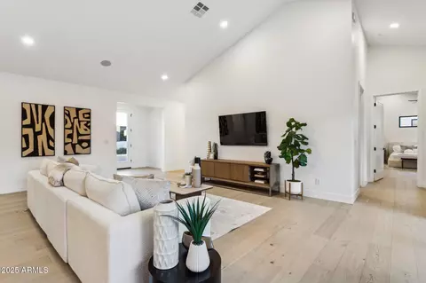 Other - 6313 N 10th Dr, Phoenix, AZ 85013 photo 4 of 12
