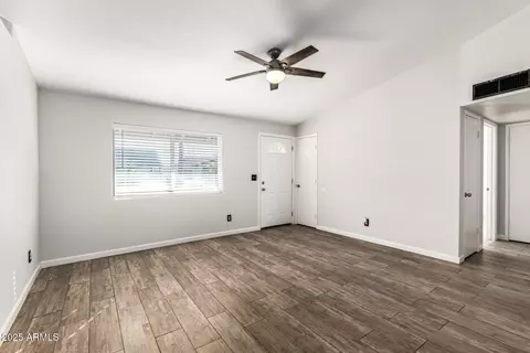 Living - 6946 W Merrell St, Phoenix, AZ 85033 photo 3 of 3