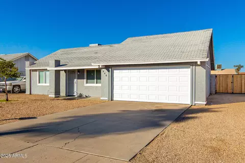 Exterior - 6946 W Merrell St, Phoenix, AZ 85033 photo 3 of 10