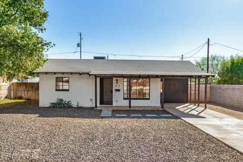 2009 E Clarendon Ave, Phoenix, AZ 85016 photo 2