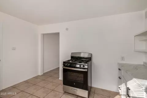 2009 E Clarendon Ave, Phoenix, AZ 85016 photo 10