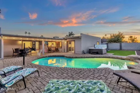 5210 E Karen Dr, Scottsdale, AZ 85254
