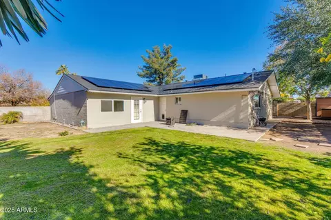 Exterior - 3961 E Becker Ln, Phoenix, AZ 85028 photo 6 of 15