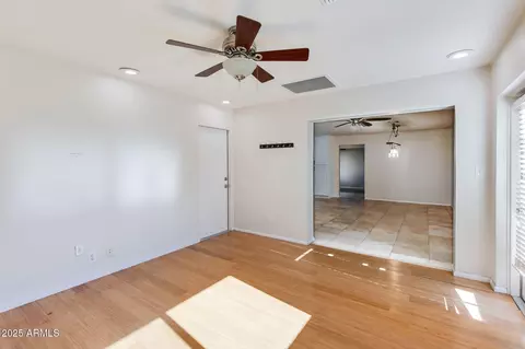 Living - 3961 E Becker Ln, Phoenix, AZ 85028 photo 4 of 4