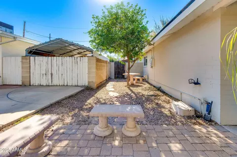 Exterior - 3961 E Becker Ln, Phoenix, AZ 85028 photo 3 of 15