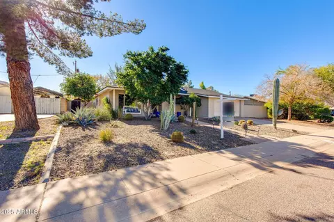 Exterior - 3961 E Becker Ln, Phoenix, AZ 85028 photo 2 of 15