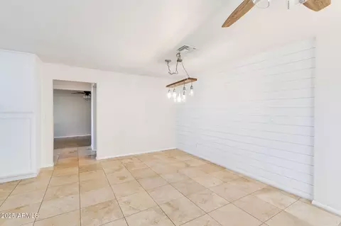 Dining - 3961 E Becker Ln, Phoenix, AZ 85028 photo 1 of 3