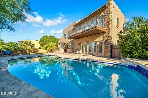 1139 E Coral Gables Dr, Phoenix, AZ 85022