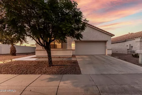 17504 N Phoenician Dr, Surprise, AZ 85374