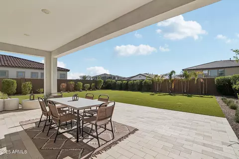 Exterior - 6143 E Waller Ln, Phoenix, AZ 85054 photo 3 of 5