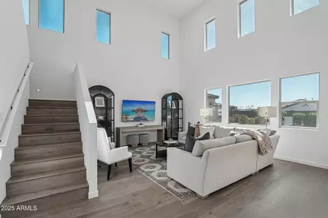 Living - 6143 E Waller Ln, Phoenix, AZ 85054 photo 1 of 1