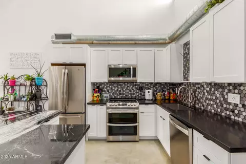Kitchen - 5348 N 3rd Ave, Phoenix, AZ 85013 photo 1 of 4
