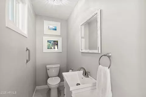 8051 N 14th Ave, Phoenix, AZ 85021 photo 18