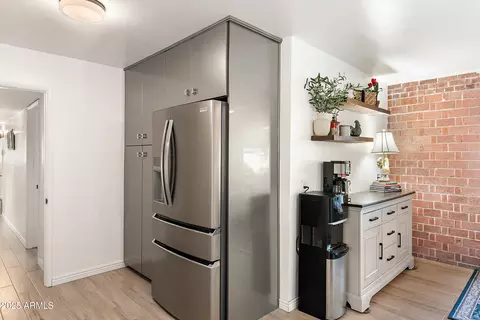 8051 N 14th Ave, Phoenix, AZ 85021 photo 9