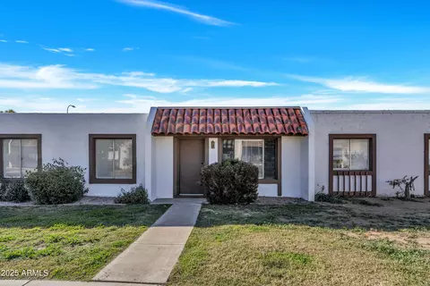 6605 N 46th Ln, Glendale, AZ 85301