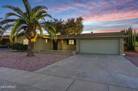 5843 E Dodge St, Mesa, AZ 85205